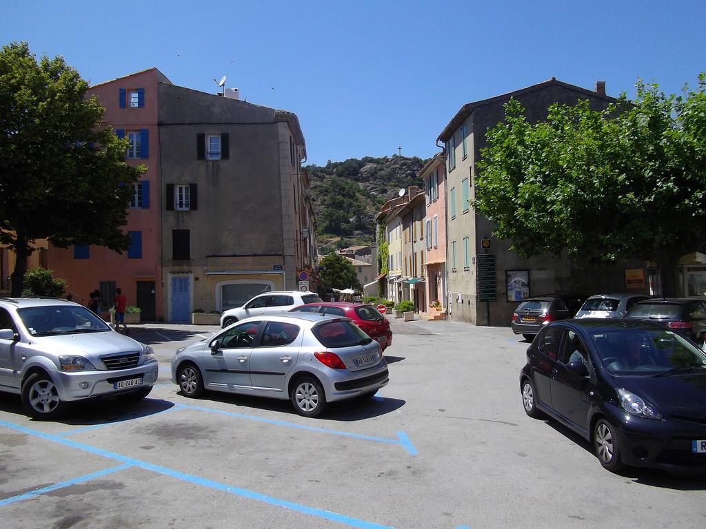 The Nut House La Garde-Freinet Exterior foto